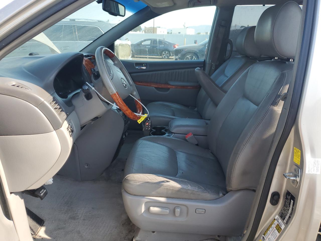 2010 Toyota Sienna Xle VIN: 5TDDK4CC8AS032007 Lot: 65611495