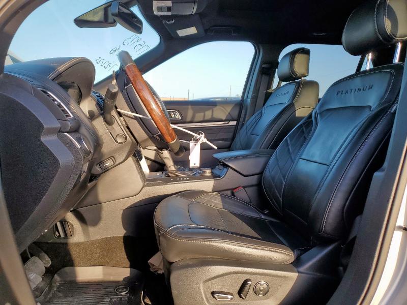  FORD EXPLORER 2017 Srebrny