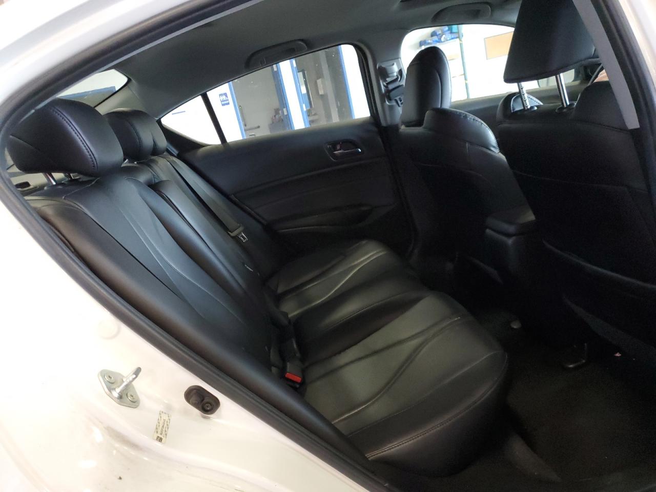 19ude2f36na002435 19UDE2F36NA002435 2022 Acura Ilx