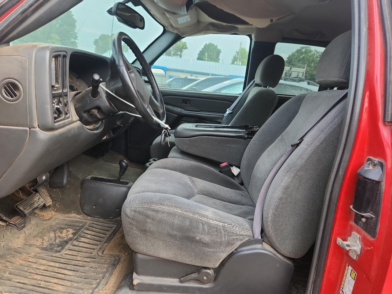 2004 Chevrolet Silverado K1500 VIN: 1GCEK19T74E288966 Lot: 64385405