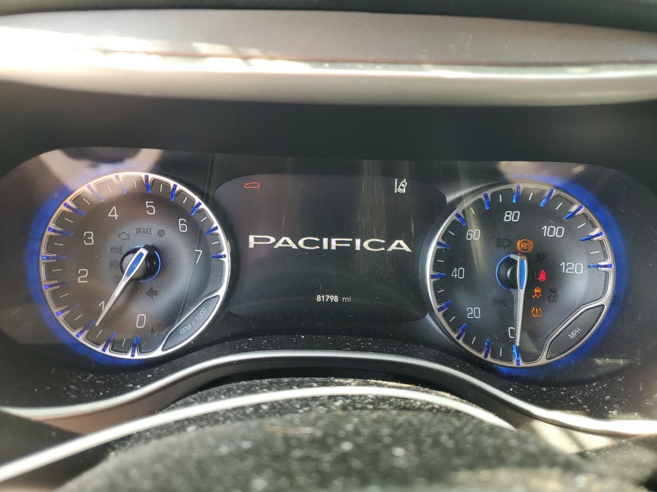 2022 Chrysler Pacifica Touring L VIN: 2C4RC1BG5NR190583 Lot: 63672185
