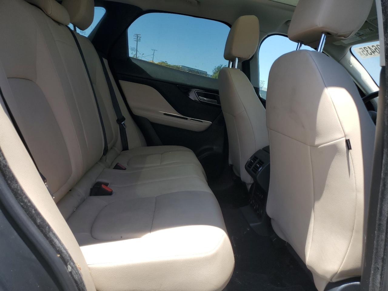 2018 Jaguar F-Pace Premium VIN: SADCJ2EV4JA240453 Lot: 65296435
