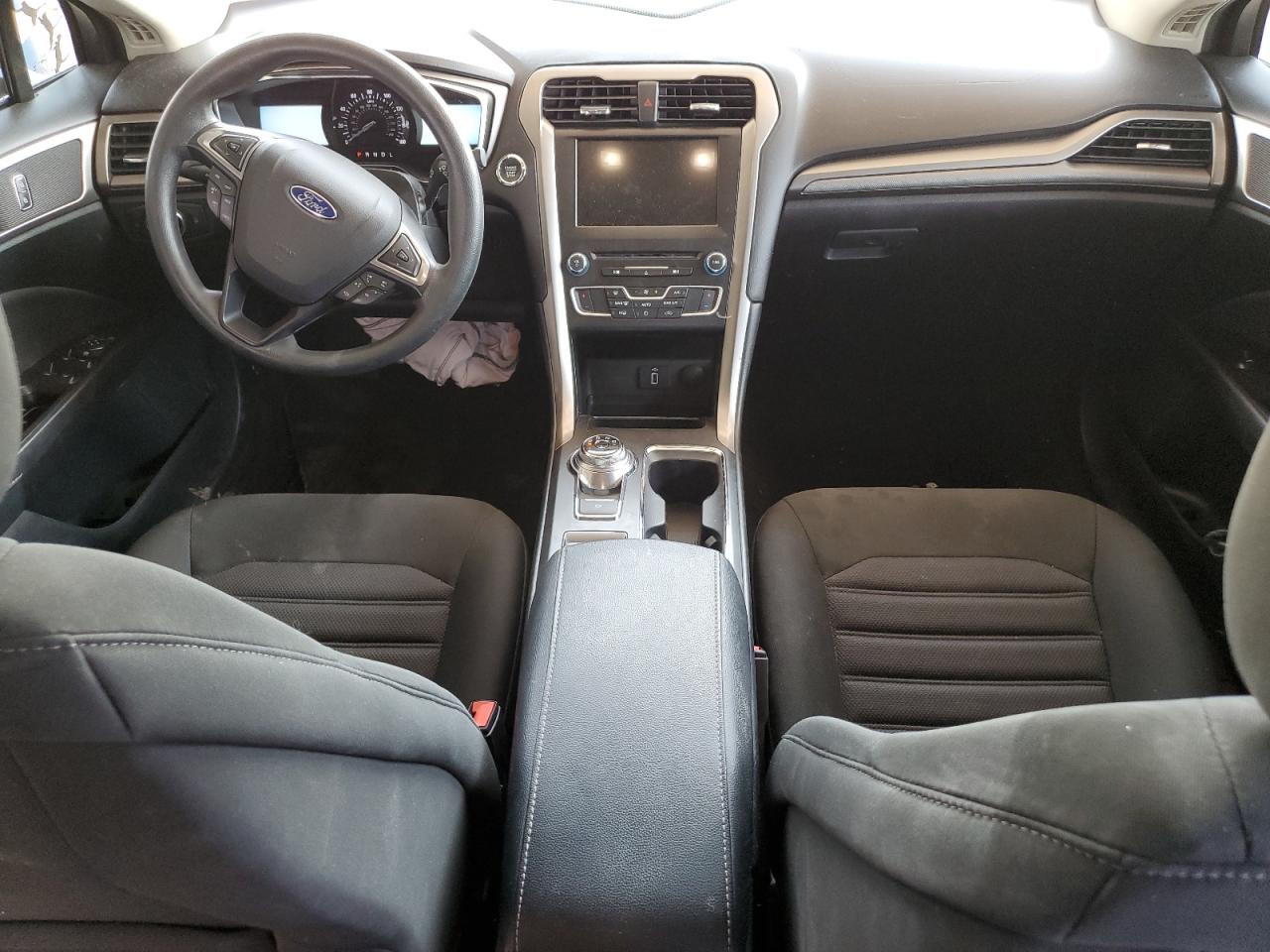 2017 Ford Fusion Se VIN: 3FA6P0H75HR142062 Lot: 63306325