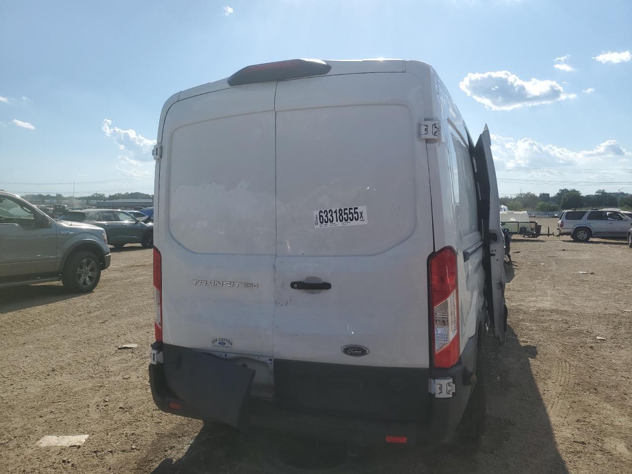 2020 Ford Transit T-250 VIN: 1FTBR1C81LKB54117 Lot: 63318555