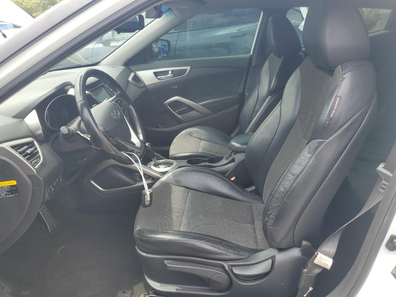 2014 Hyundai Veloster VIN: KMHTC6AD2EU196298 Lot: 63478625