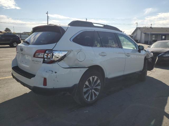  SUBARU OUTBACK 2015 Biały
