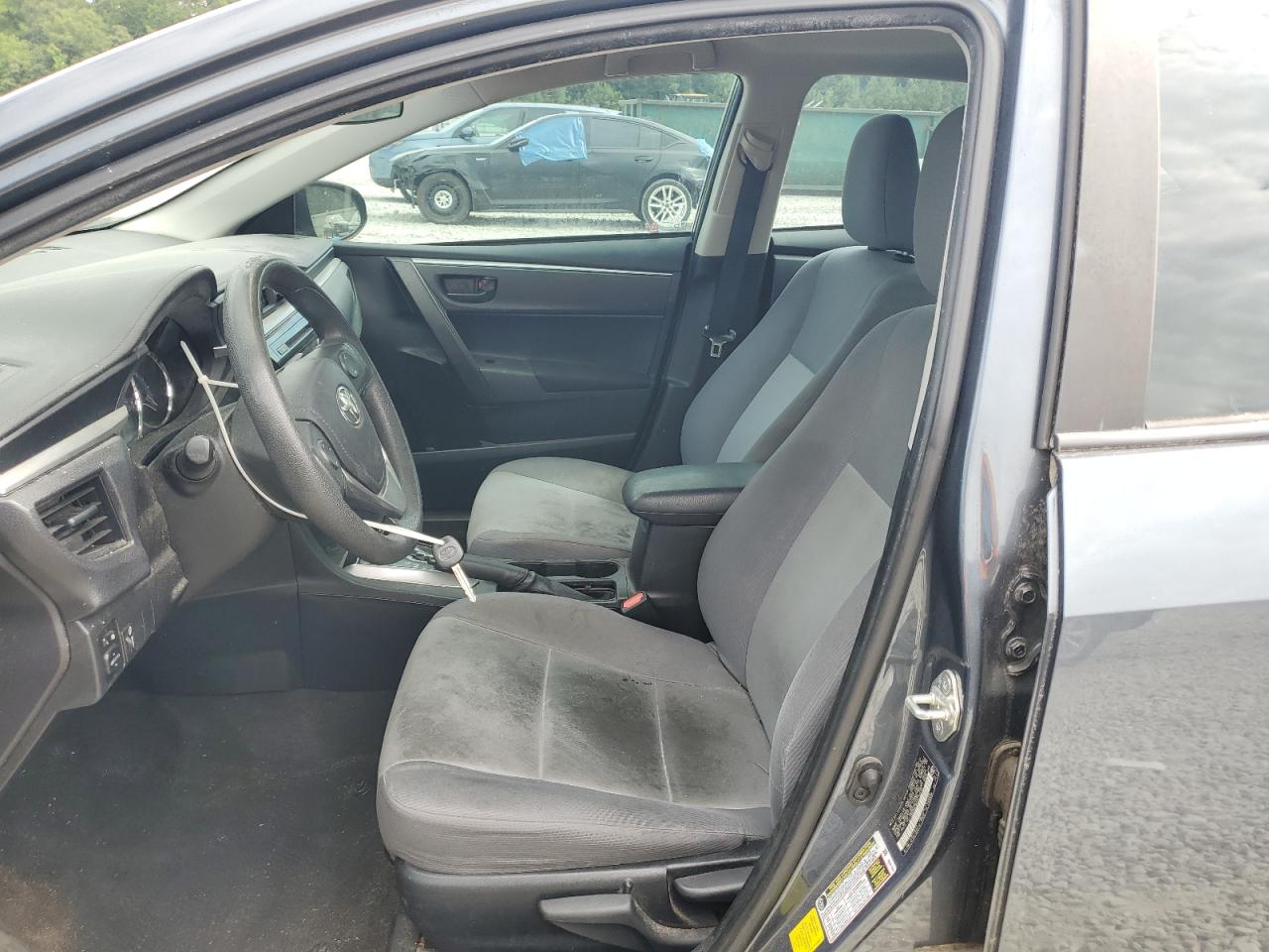 2015 Toyota Corolla L VIN: 2T1BURHE8FC279570 Lot: 65000165