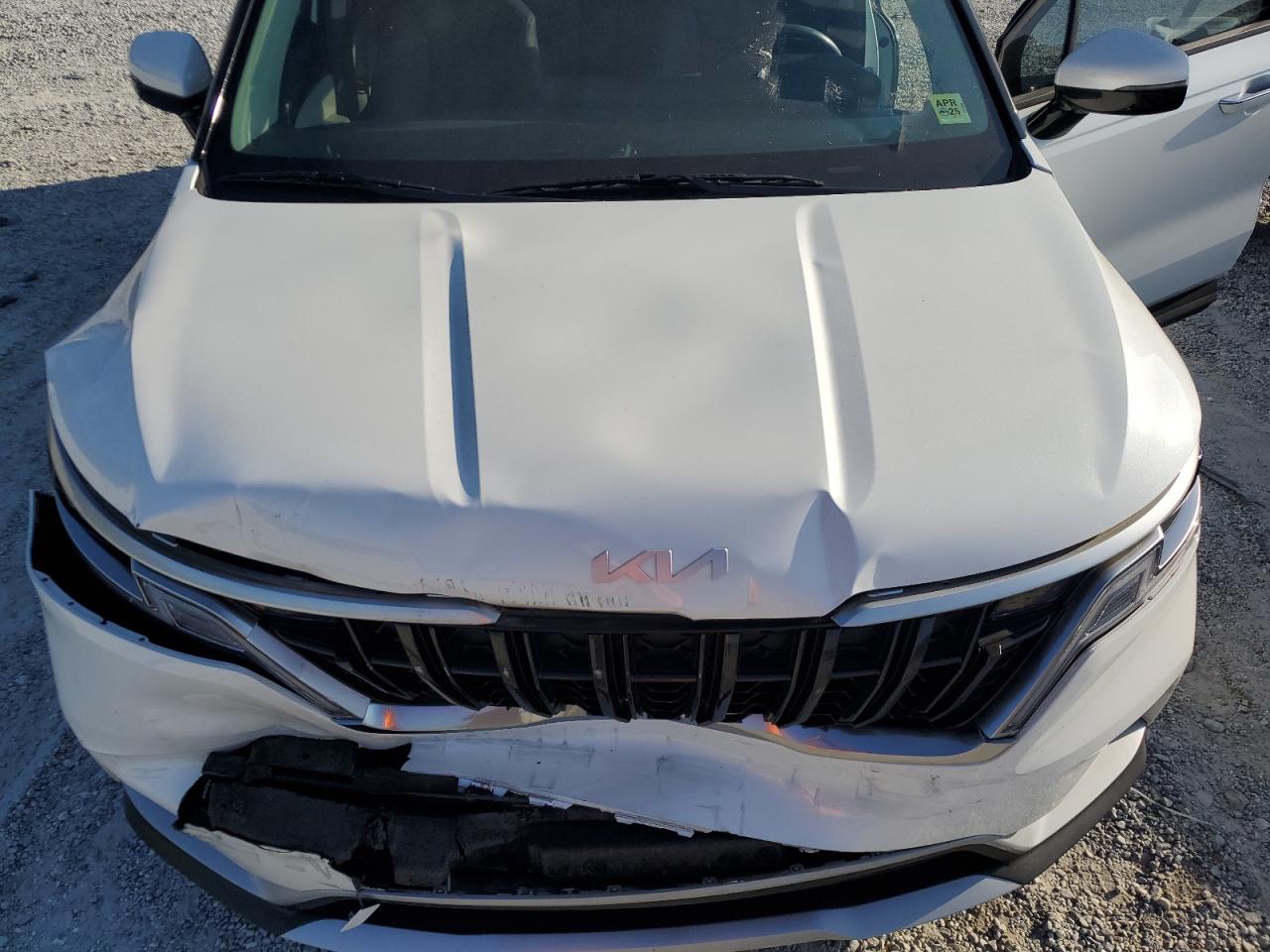 2024 Kia Carnival Lx VIN: KNDNB4H3XR6358335 Lot: 64273745