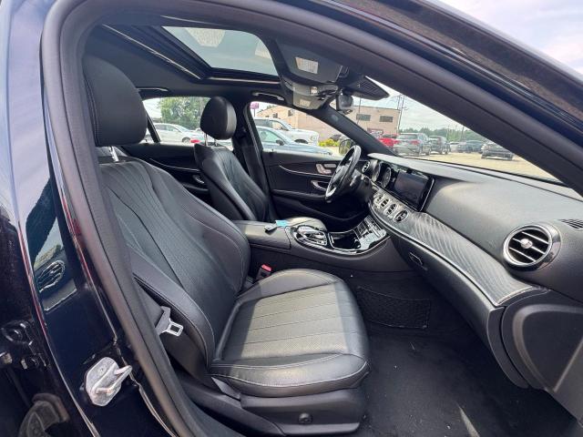 Sedans MERCEDES-BENZ E-CLASS 2017 Granatowy