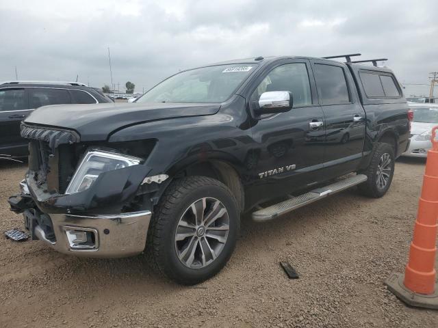 NISSAN TITAN 2018 Черный