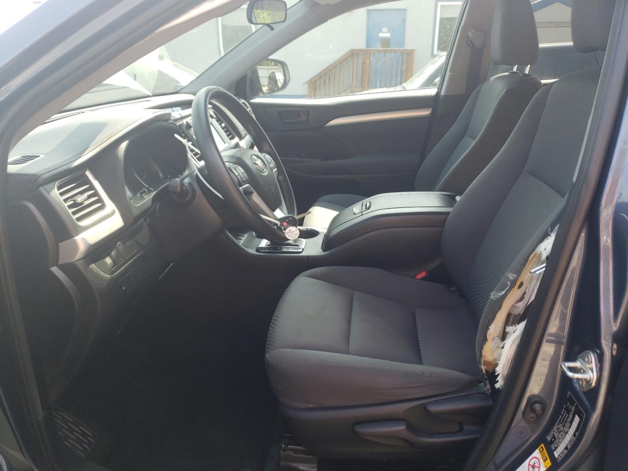 2019 Toyota Highlander Le VIN: 5TDBZRFH0KS722102 Lot: 66678935