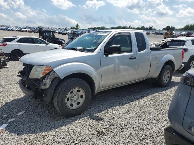 Пикапы NISSAN FRONTIER 2012 Серебристый