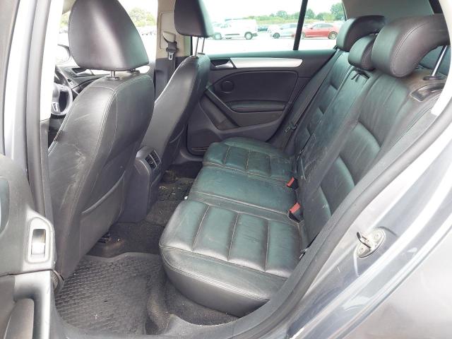 2011 VOLKSWAGEN GOLF GT TD