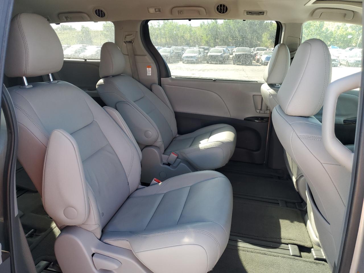 2015 Toyota Sienna Xle VIN: 5TDDK3DC2FS114508 Lot: 63118805