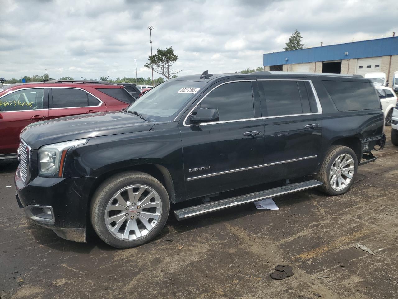 1gks2hkj7hr228712 1GKS2HKJ7HR228712 2017 GMC Yukon Xl Denali
