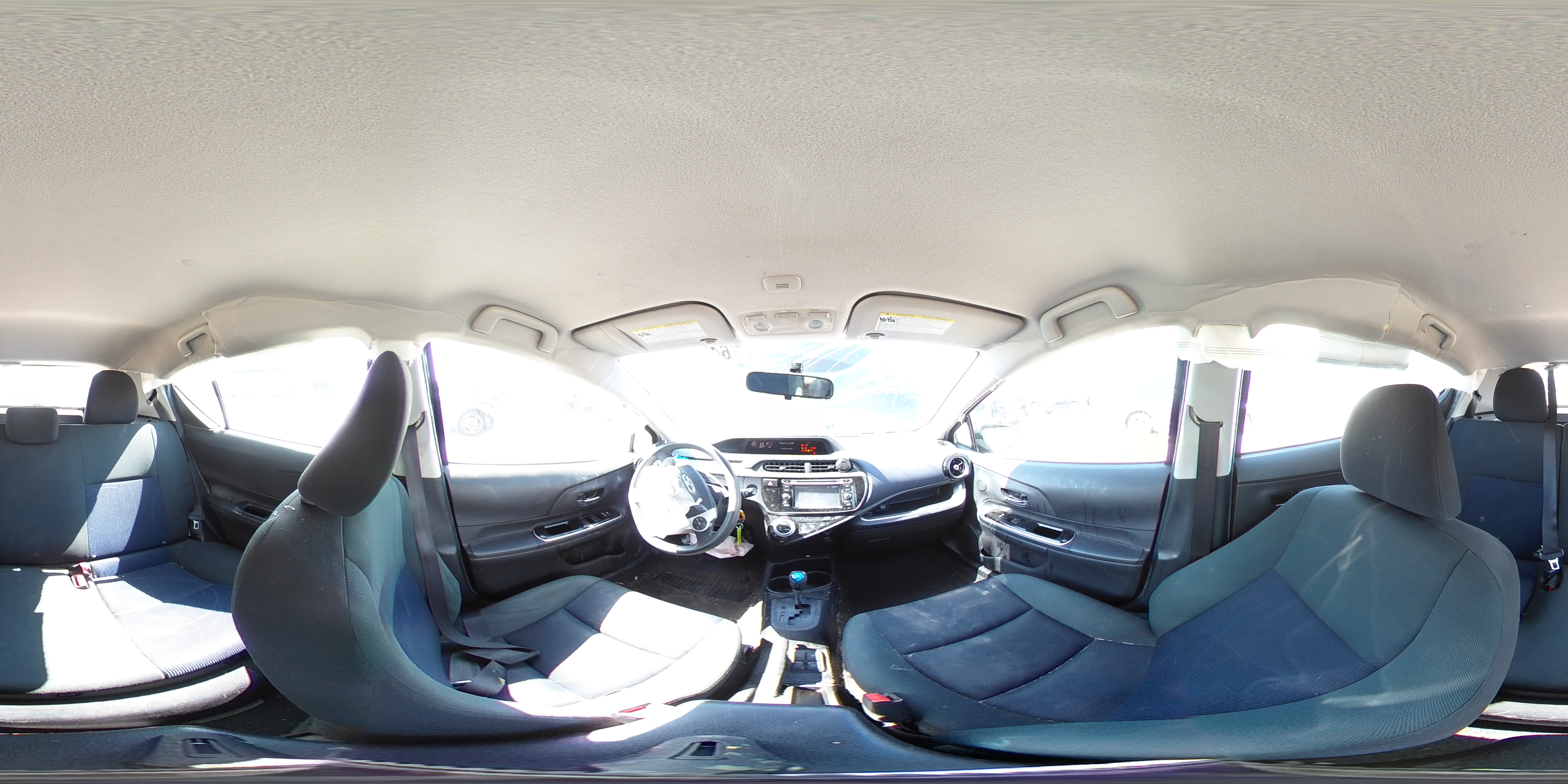 2015 Toyota Prius C VIN: JTDKDTB32F1102957 Lot: 64211175