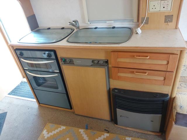 2005 COMPASS CORONA 524