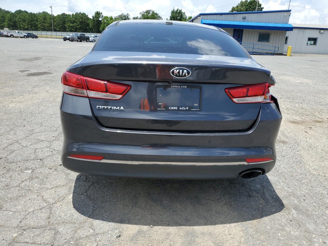 2017 Kia Optima Lx VIN: 5XXGT4L35HG132037 Lot: 64140545