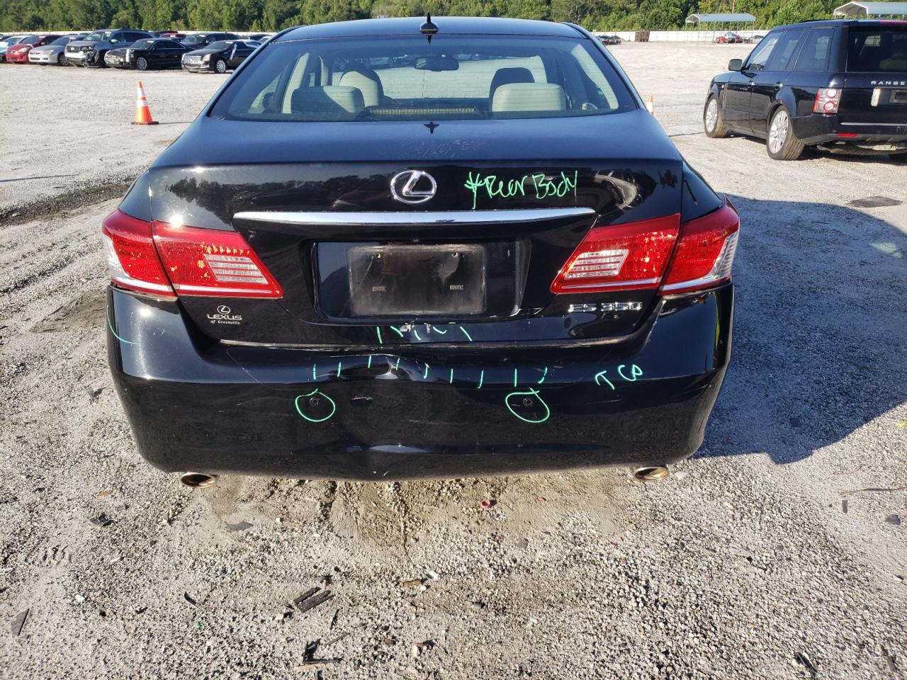 2011 Lexus Es 350 VIN: JTHBK1EG4B2463358 Lot: 64168235