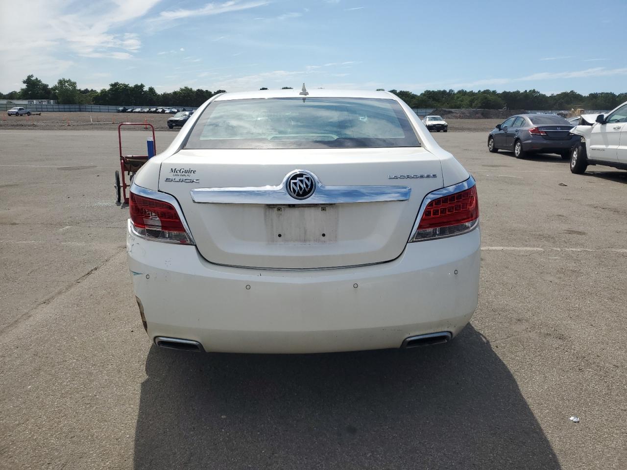 2013 Buick Lacrosse VIN: 1G4GC5E34DF329952 Lot: 65448565
