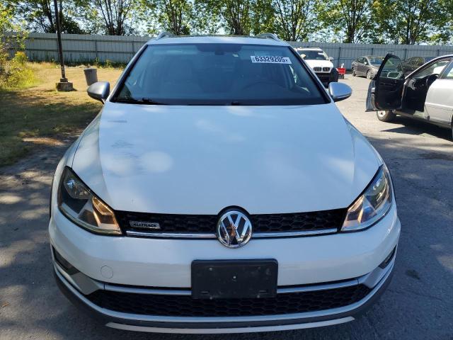  VOLKSWAGEN GOLF 2017 Белый