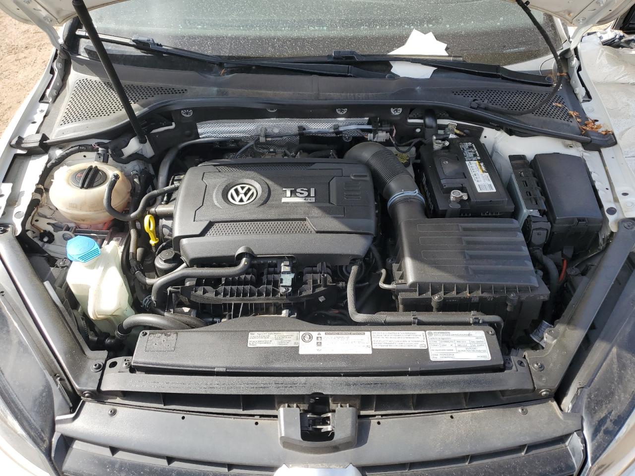 2017 Volkswagen Golf R VIN: WVWVF7AU6HW143588 Lot: 66935145