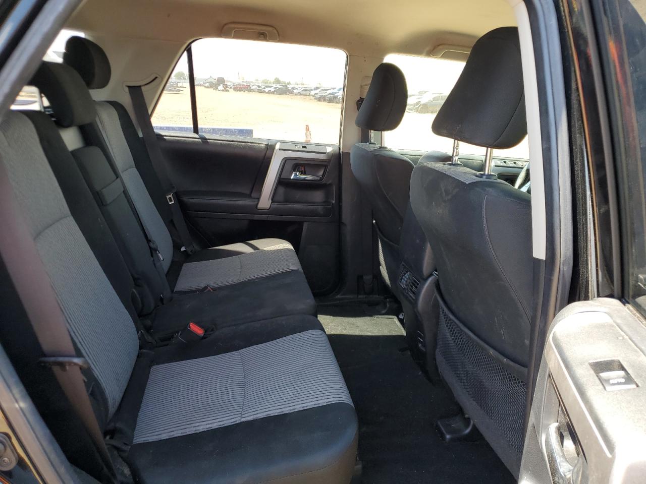2019 Toyota 4Runner Sr5/Sr5 Premium VIN: JTEBU5JR0K5661844 Lot: 63851005