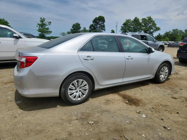  TOYOTA CAMRY 2012 Srebrny