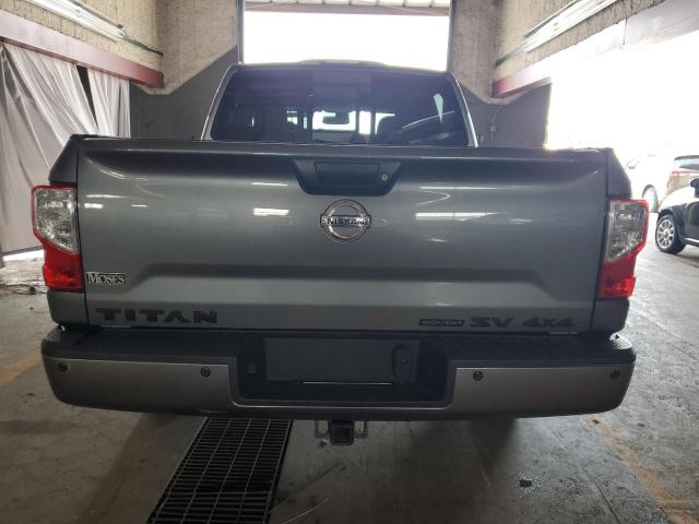  NISSAN TITAN 2018 Szary