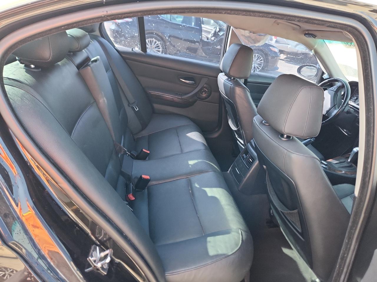 2007 BMW 335 Xi VIN: WBAVD53557A007686 Lot: 64414635