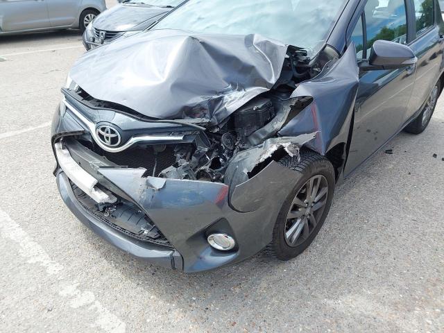 2014 TOYOTA YARIS ICON