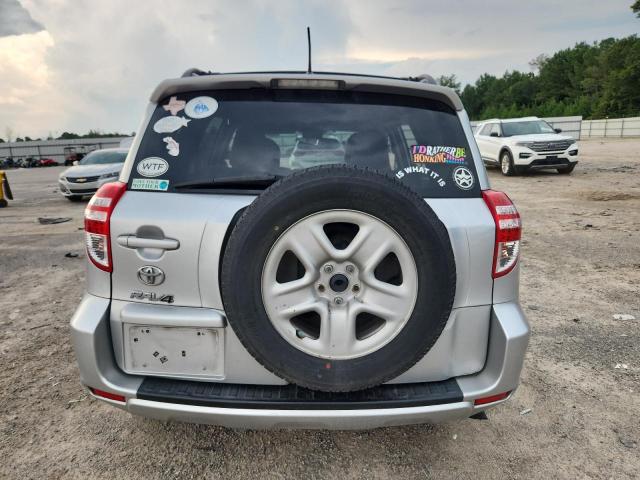  TOYOTA RAV4 2012 Серебристый