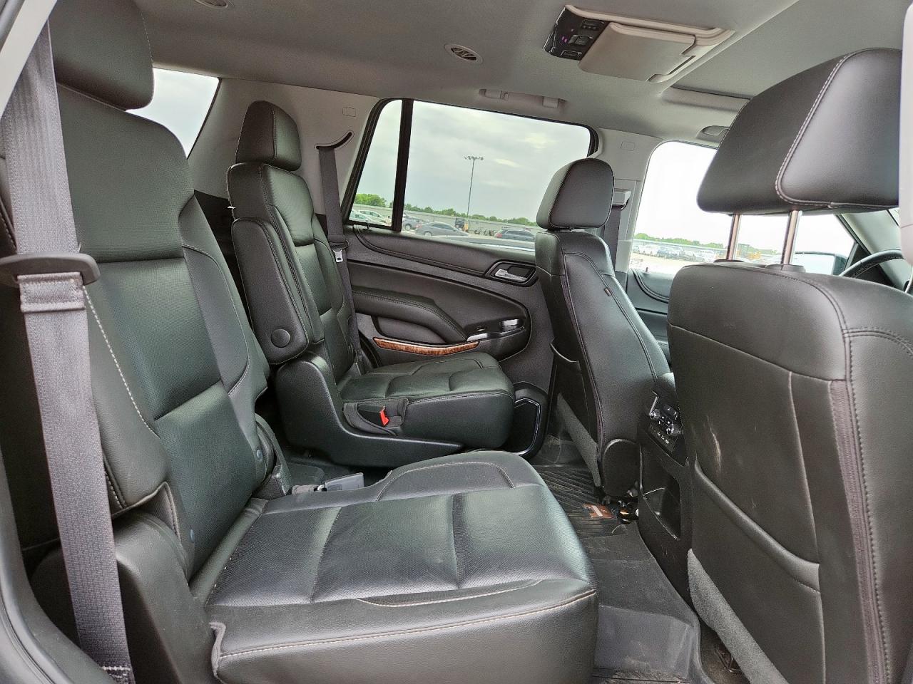 2018 Chevrolet Tahoe K1500 Premier VIN: 1GNSKCKJ7JR304490 Lot: 63460675