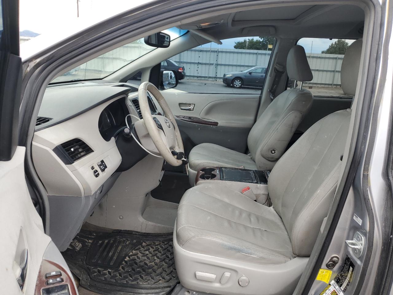 2012 Toyota Sienna Xle VIN: 5TDDK3DC0CS043708 Lot: 64831755