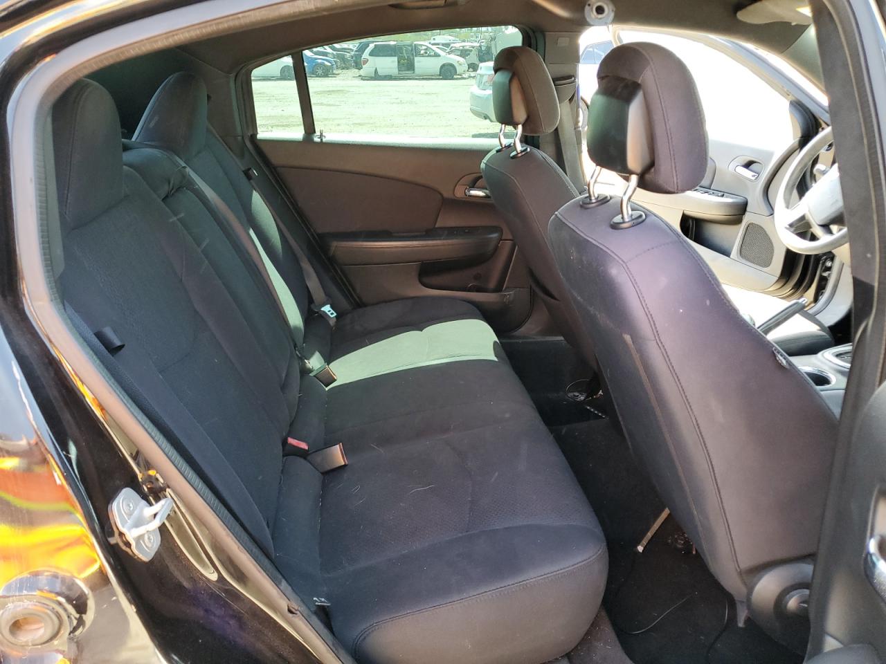 2013 Chrysler 200 Lx VIN: 1C3CCBAB8DN611584 Lot: 64051125