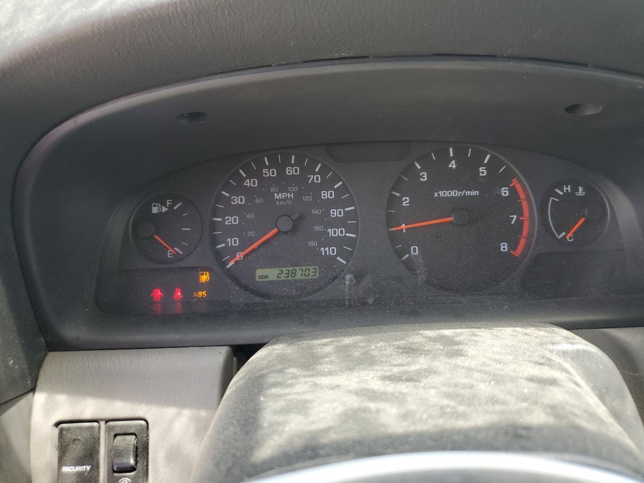 2001 Nissan Xterra Xe VIN: 5N1ED28T41C574536 Lot: 63772855