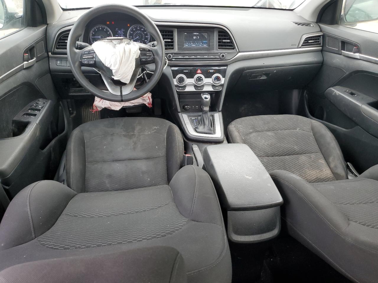 2019 Hyundai Elantra Se VIN: 5NPD74LF2KH405366 Lot: 64503105