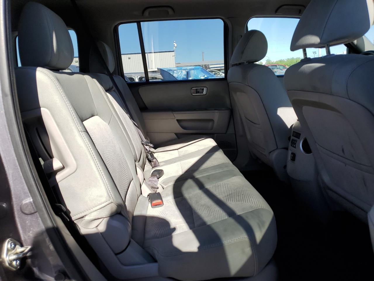 2014 Honda Pilot Lx VIN: 5FNYF3H21EB002731 Lot: 65734565