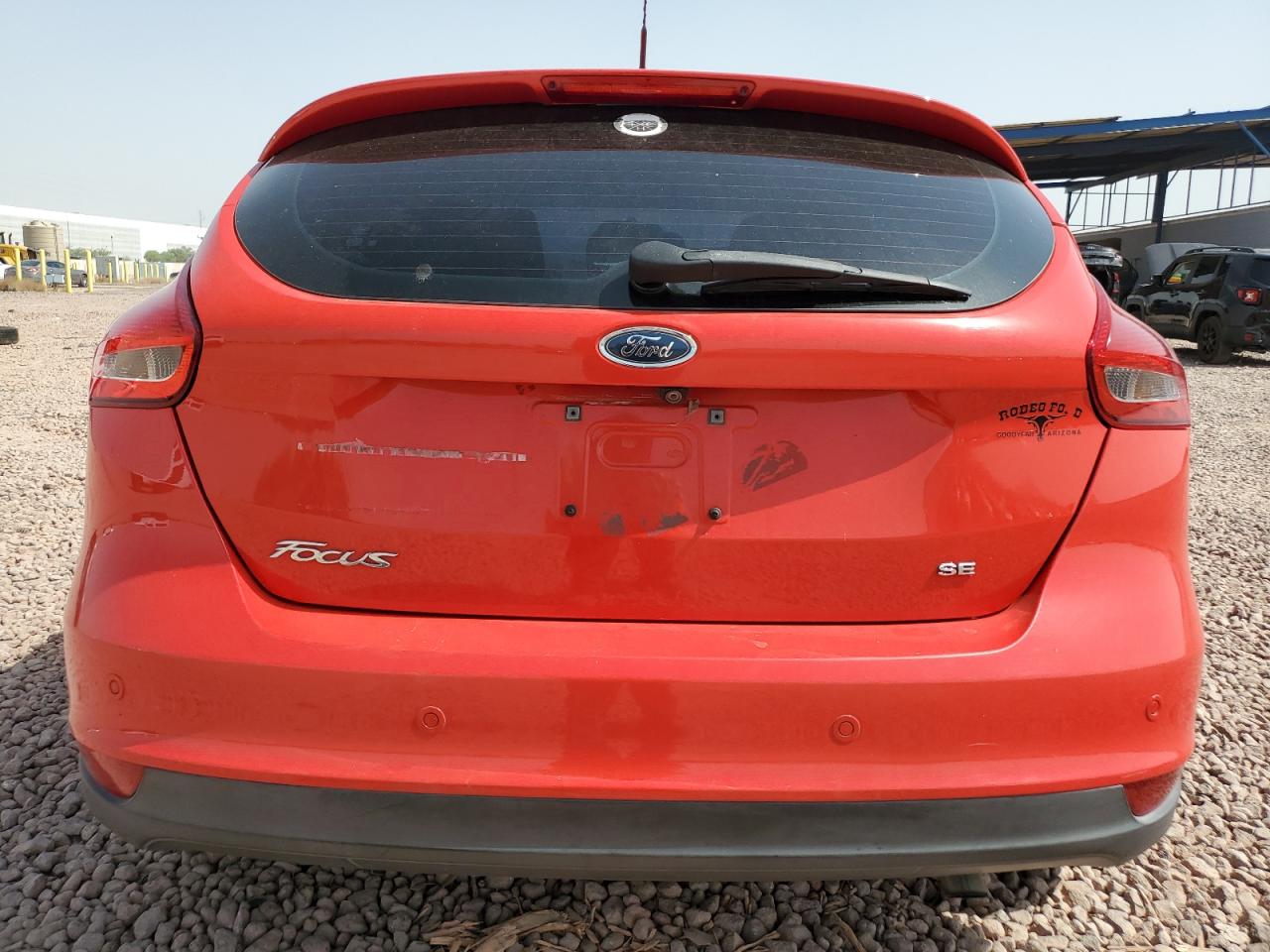 2016 Ford Focus Se VIN: 1FADP3K22GL256250 Lot: 63306435