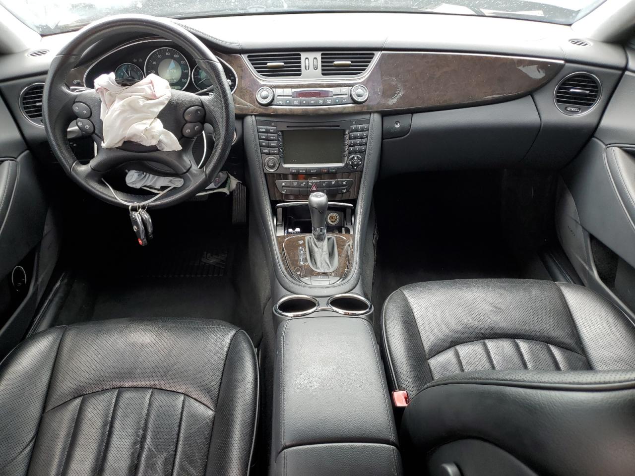2008 Mercedes-Benz Cls 550 VIN: WDDDJ72X98A132400 Lot: 63903015