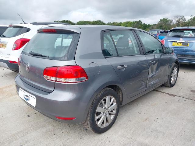 2009 VOLKSWAGEN GOLF S