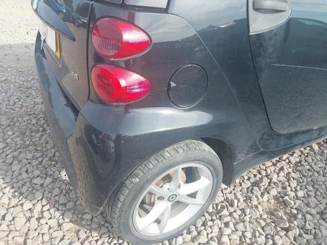 2011 SMART FORTWO PUL