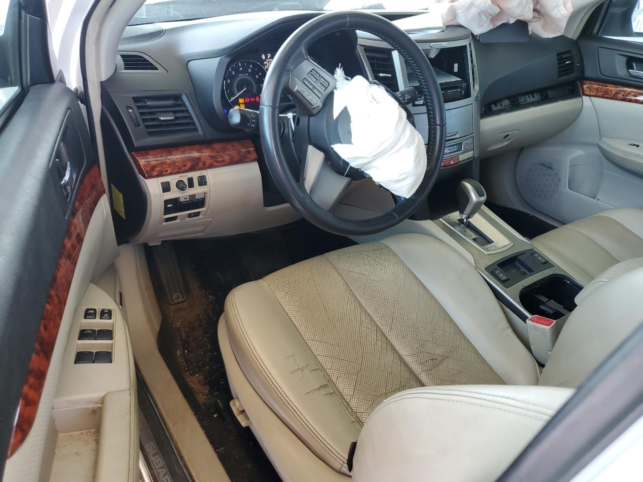 2010 Subaru Outback 2.5I Limited VIN: 4S4BRCKC9A3339469 Lot: 63285365