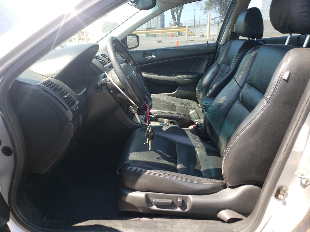 2006 Honda Accord Ex VIN: 1HGCM56706A178918 Lot: 64582325