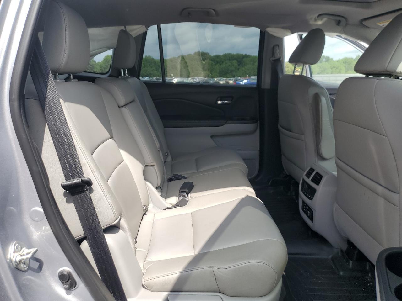 2018 Honda Pilot Touring VIN: 5FNYF6H91JB003841 Lot: 65123385