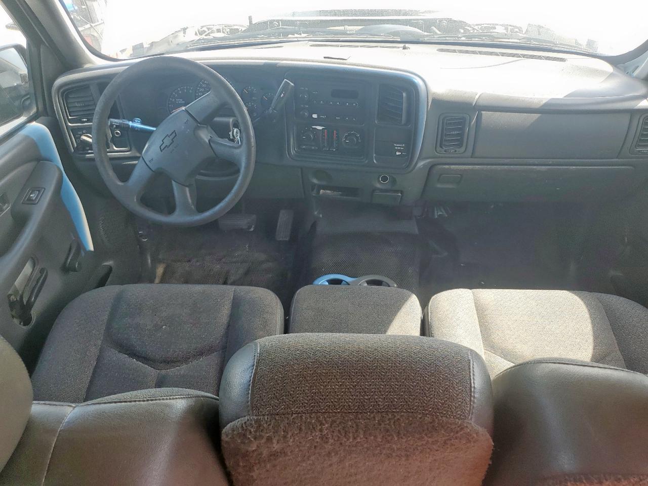 2003 Chevrolet Silverado C1500 VIN: 1GCEC19V33E144649 Lot: 64793175
