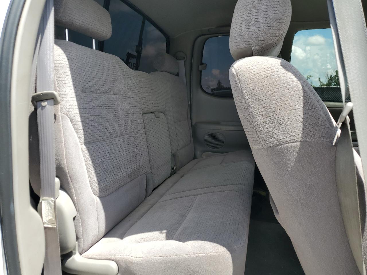 2002 Toyota Tundra Access Cab Limited VIN: 5TBRT381X2S296358 Lot: 65013025