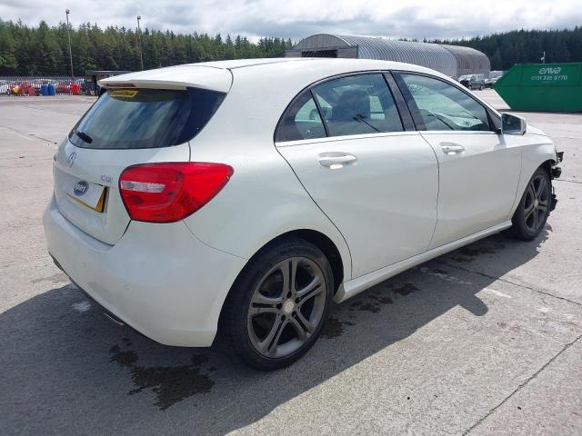 2014 MERCEDES-BENZ A180 BLUEEFFICIENCY SPORT 