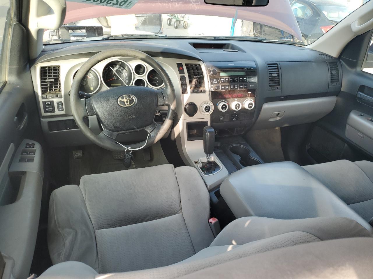 2008 Toyota Sequoia Sr5 VIN: 5TDZY64A68S015200 Lot: 62908345