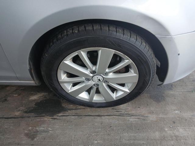 2010 VOLKSWAGEN GOLF SE TS